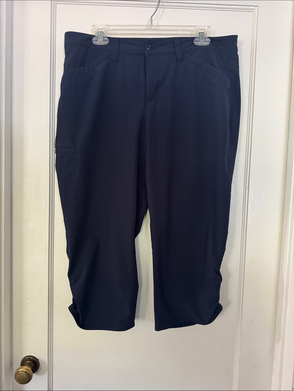 Eddie Bauer Women's Blue Capri Performance Pants
